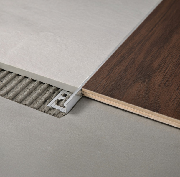 Decorative L-profile, anodized aluminum 8mm